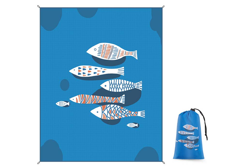Small and Portable Waterproof Outdoor Beach Mat